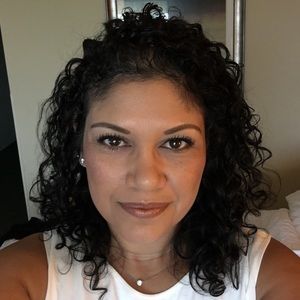 Meet your Posher, Rose